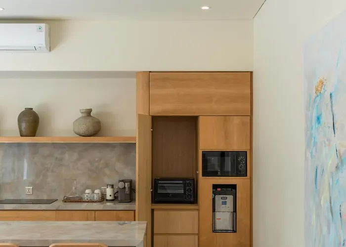Nava - Contemporary 3br Villa, 10 Min *