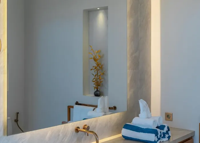 Nava - Contemporary 3br Villa, 10 Min Villa *