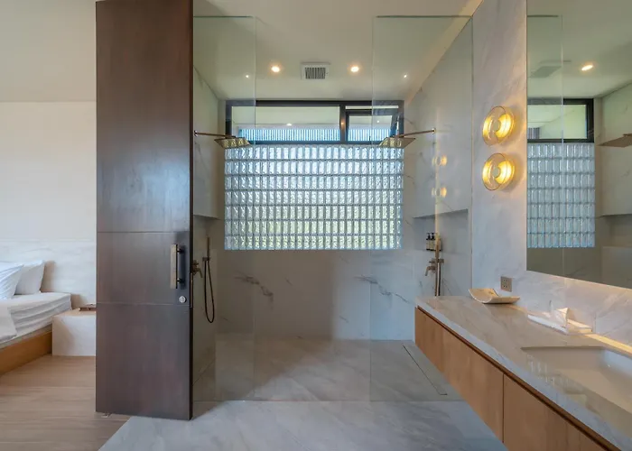 Nava - Contemporary 3br Villa, 10 Min Pecatu (Bali)