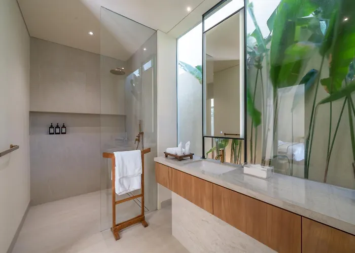 Nava - Contemporary 3br Villa, 10 Min