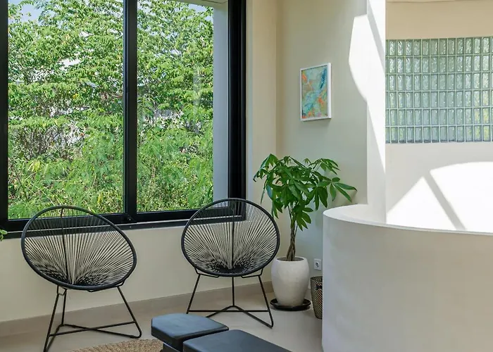 Nava - Contemporary 3br Villa, 10 Min Pecatu (Bali)