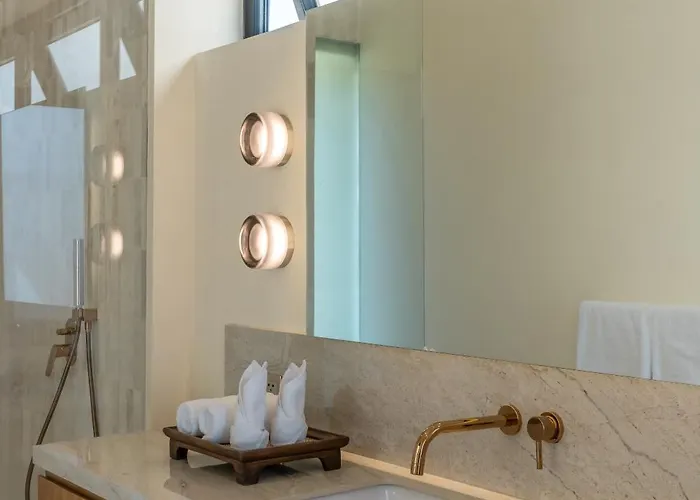 Nava - Contemporary 3br Villa, 10 Min * Pecatu (Bali)